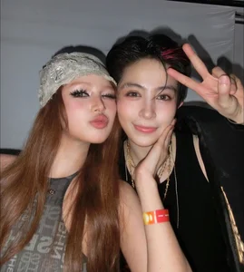 Xoai Non and Gil Le Spotted Together at Chi Dep Live Concert - image 5