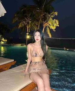 Empowering Swimwear Styles: Confident Chinese Girls Redefining Bikini Fashion - image 2