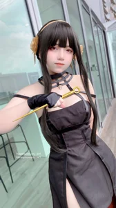 Stunning Yor Forger Cosplay by Angel Chan: Elegant Thorn Princess Spy x Family High-Quality Photography Collection (53P) - image 3