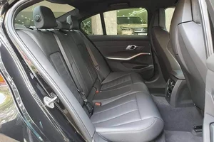 Rare BMW M3 G80 Manual: The Exclusive 'Monster' Hits the Market for Over $200,000 - image 4