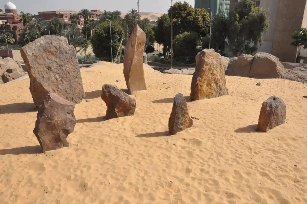 The Mystery of Prehistoric Stone Circles in the Egyptian Desert