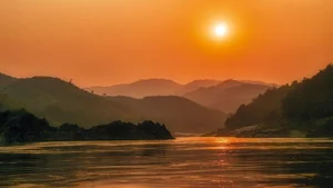 Ultimate Collection of 99+ Beautiful and Romantic Sunrise Photos - image 86