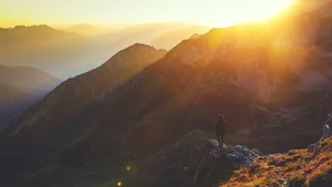 Ultimate Collection of 99+ Beautiful and Romantic Sunrise Photos - image 19