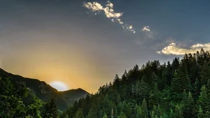 Ultimate Collection of 99+ Beautiful and Romantic Sunrise Photos - image 52