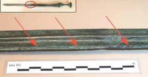 Ancient Secrets Unveiled: Surprising Discoveries About Mysterious Bronze Age Swords - image 5