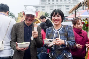 Festival Pho 2024: Celebrating Vietnam's Culinary Heritage and the Quest for UNESCO Recognition - image 1