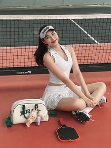 Miss Vietnam Do Ha Shows Off Stunning Sporty Style on the Pickleball Court - image 2