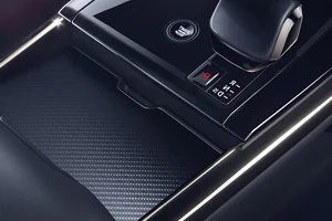 Exploring the Range Rover Sport SV Carbon's Modern Luxury and Power - image 7