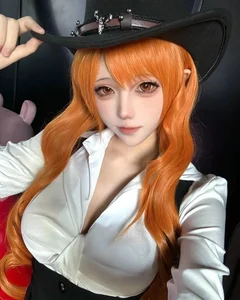 110+ Best Nami Cosplays: Capturing the Beautiful Navigator of One Piece - image 3