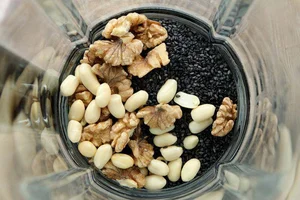 High-Calcium Superfood Breakfast: Easy, Soft, and Delicious Sesame Seed Pancakes - image 8