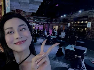 Pure Everyday Beauty of the Breakout Actress in Crime Drama Biet Duoc Den - image 6