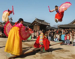 Unique and Unusual Lunar New Year Customs Celebrated Around the World - image 1