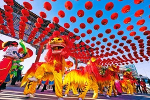 Unique and Unusual Lunar New Year Customs Celebrated Around the World - image 7