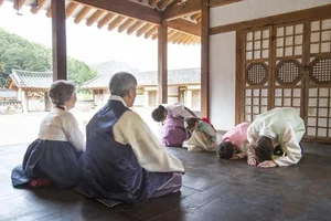 Unique and Unusual Lunar New Year Customs Celebrated Around the World - image 4