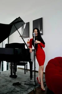 Inside Diva Hồng Nhung’s Luxury Penthouse: A Perfect Blend of Art and Music - image 3