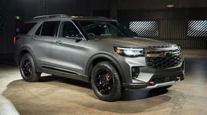 2026 Ford Explorer Tremor Debuts: Unleashing 400 Horsepower Performance - image 1