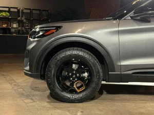 2026 Ford Explorer Tremor Debuts: Unleashing 400 Horsepower Performance - image 5