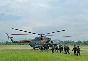 Tactical Excellence: Special Forces Helicopter Landing Drills - image 5
