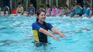 Swimmer Anh Vien's Spectacular Style Transformation After Retiring from Professional Sports - image 4