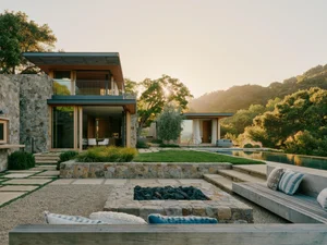 California Hillside Villa: Harmonizing Architecture with Nature Through Spatial Dispersion - image 11