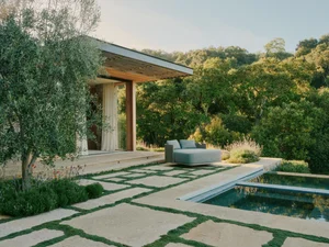 California Hillside Villa: Harmonizing Architecture with Nature Through Spatial Dispersion - image 20