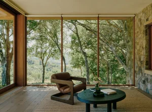 California Hillside Villa: Harmonizing Architecture with Nature Through Spatial Dispersion - image 24