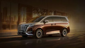 Denza D9 2026: The Future of Luxury MPVs with 9-Minute Ultra-Fast Charging - image 9