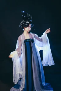 YiTuYu Art Language Vol.9880: Exquisite Visuals of Model Wei Lan - image 39