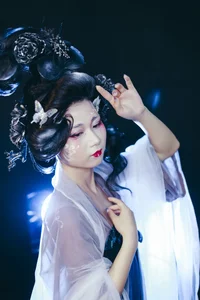 YiTuYu Art Language Vol.9880: Exquisite Visuals of Model Wei Lan - image 40