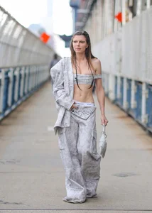 Trend Alert: Lisa and Global Stars Embrace the Micro-Crop Top Style - image 8