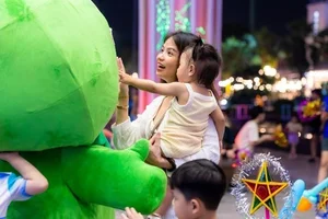 Vincom Mid-Autumn Festival 2024: A Magical Cultural Celebration in Vietnam - image 1