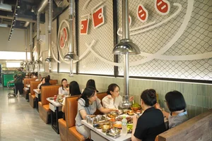 Discover Authentic Korean Culture and Culinary Delights in the Heart of Hanoi - image 4