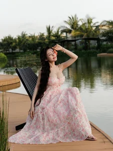 Ngan 98 Stuns in Feminine Style: A Bold Fashion Statement That Captures Attention - image 2