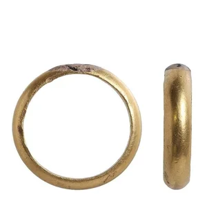 Secrets of the British Aristocracy: The Gold Skull Ring Discovery - image 1