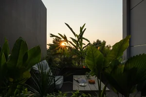 C’s Apartment: Innovative Design for High-End Rental Microclimates - image 8