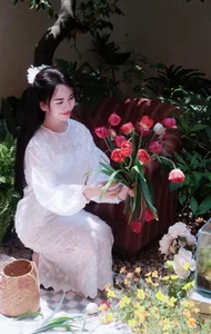 Stunning Nghe An MC with Unique Name Captivates Audiences - image 3