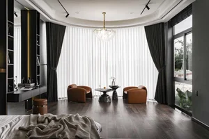 Black House Gia Lai: Embracing Modern Tropical Design and Dark Tones - image 2