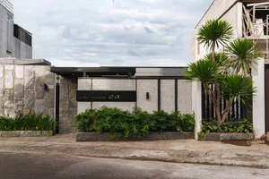 Black House Gia Lai: Embracing Modern Tropical Design and Dark Tones - image 27