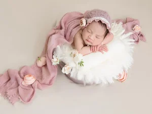 Kha Ly and Thanh Duy Share First Adorable Photos of Their Newborn Daughter - image 3