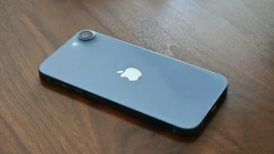 Upcoming Budget iPhone SE 4: Features, Specs, and Launch Details - image 6