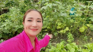 Vietnamese Celeb Updates: Le Quyen Travels in the US and Vo Hoai Nam Shares Heartwarming Message - image 1