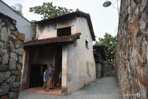 Exploring the Recreation of Hell on Earth in Saigon - image 0
