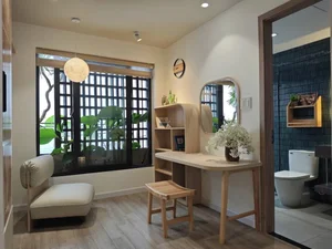 Creative Architectural Designs to Maximize Natural Light in Narrow Alley Houses - image 5