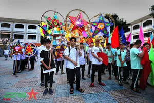 Ho Chi Minh City Comes Alive with Vibrant Mid-Autumn Festival Celebrations - image 1