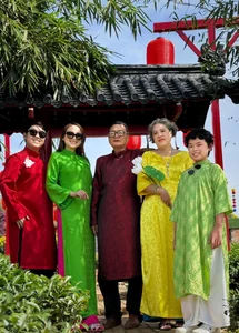 Miss Diem Huong Celebrates Lunar New Year with Heartwarming Family Spring Travels - image 6