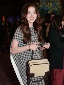 Baifern Pimchanok: 17 Years of Timeless Beauty and Chic U35 Style - image 7