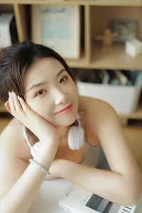 Elegant Portraiture: YiTuYu Art Language Vol.4627 Featuring Wang Ying Artistic Gallery - image 1