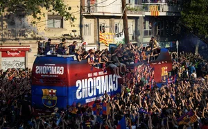 Catalonia Celebrates: FC Barcelona's Historic Triple Trophy Victory Parade - image 0
