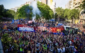 Catalonia Celebrates: FC Barcelona's Historic Triple Trophy Victory Parade - image 9