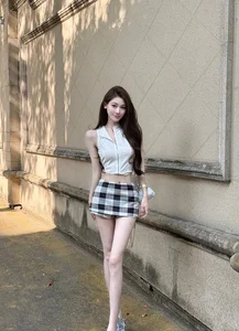 Chic Chinese Fashion Trends 2026: Inspiring Short Skirt Outfits and Photography - image 22